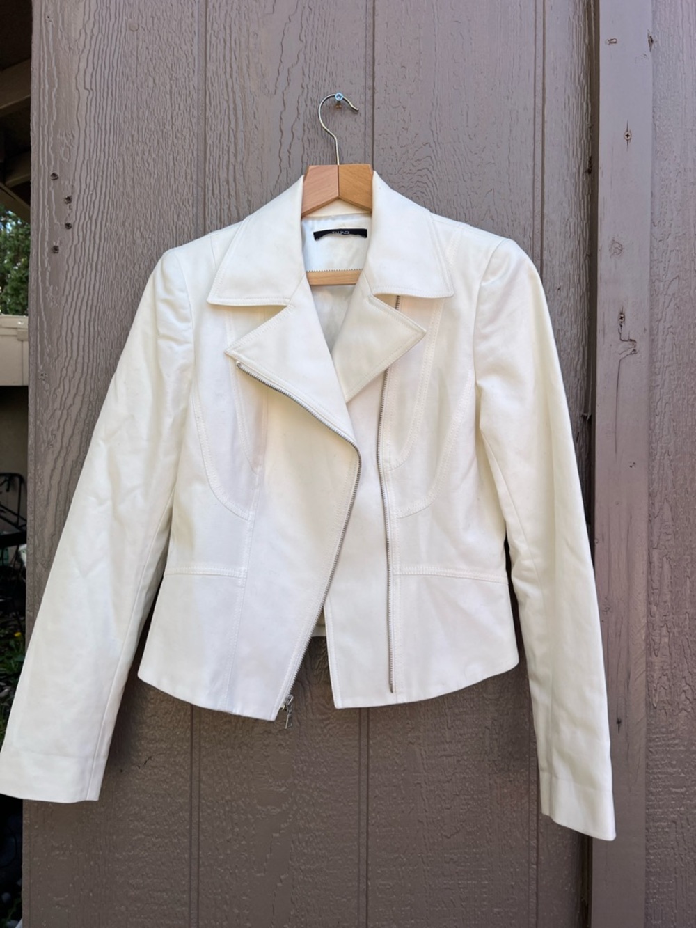 Tahari Off-White Asymmetrical Zip Jacket size XS